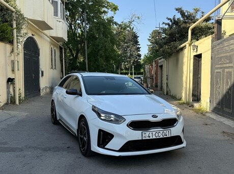Kia ProCeed