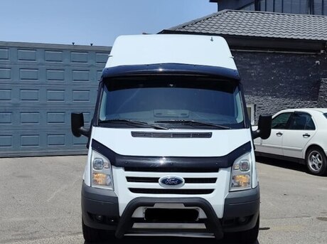 Ford Transit 2011