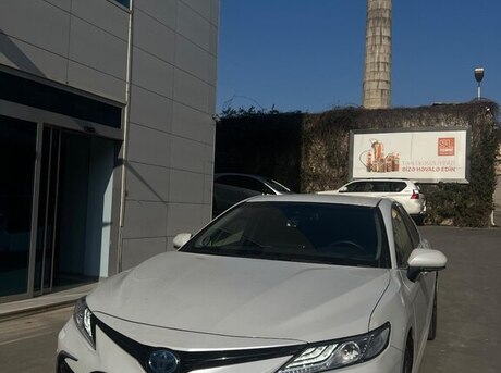 Toyota Camry 2024
