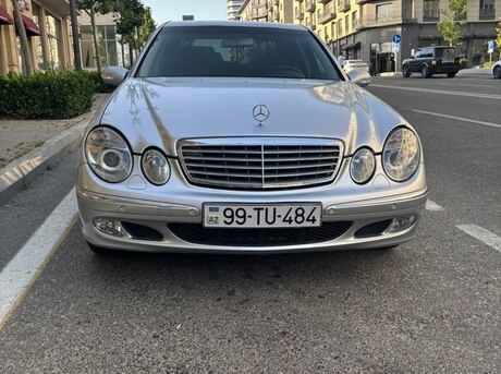 Mercedes E 220 d 2003