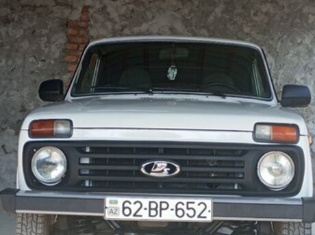 LADA (VAZ) Niva 1985
