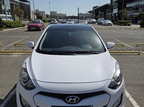 Hyundai i30 2014