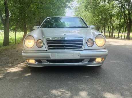 Mercedes E 240 1998