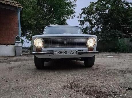 LADA (VAZ) 21011 1981