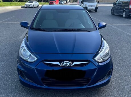 Hyundai Accent 2015