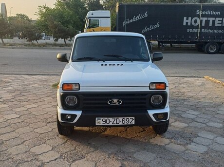 LADA (VAZ) Niva 2013
