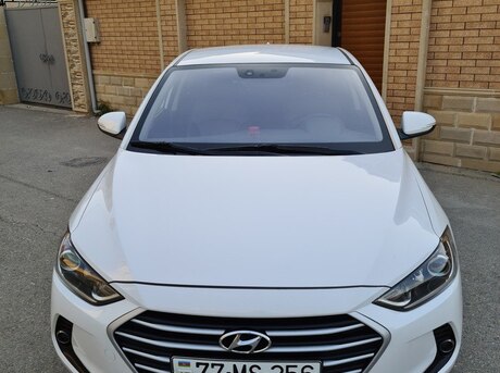 Hyundai Avante 2016