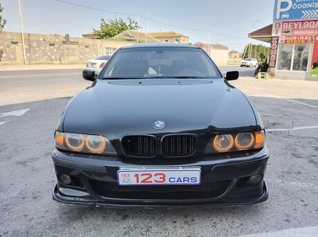 BMW 528