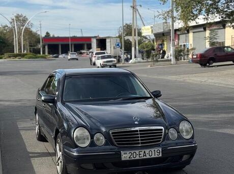 Mercedes E 200 2000