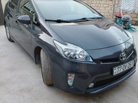 Toyota Prius 2011