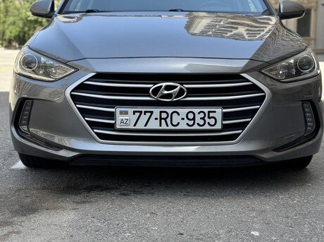 Hyundai Elantra 2017