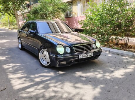 Mercedes E 280 2000