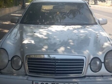 Mercedes E 220 d 1999
