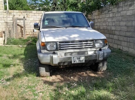 Mitsubishi Pajero 1995