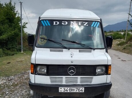 Mercedes 208 D 1991