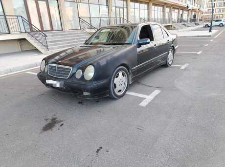 Mercedes E 240 2000