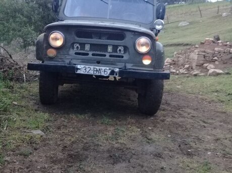 UAZ 469