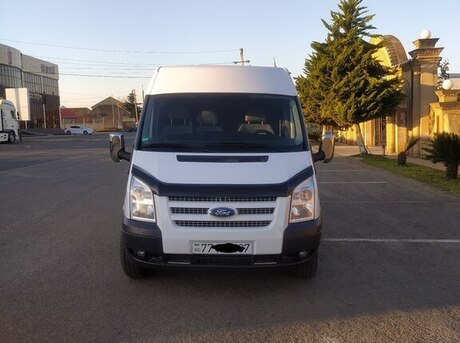 Ford Transit 2012