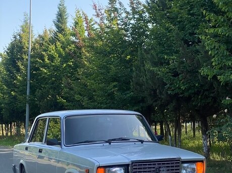 LADA (VAZ) 2107 2010