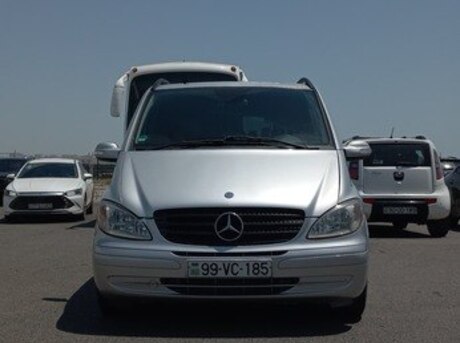 Mercedes Viano 2009