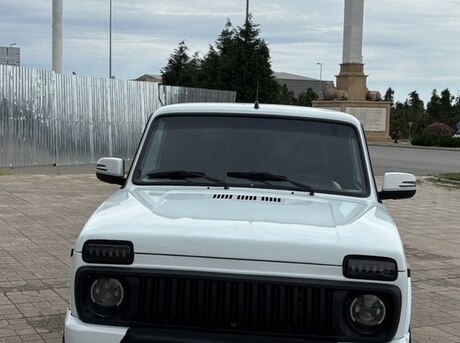LADA (VAZ) Niva 2013