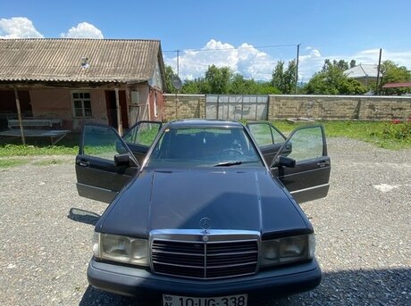 Mercedes 190 1991