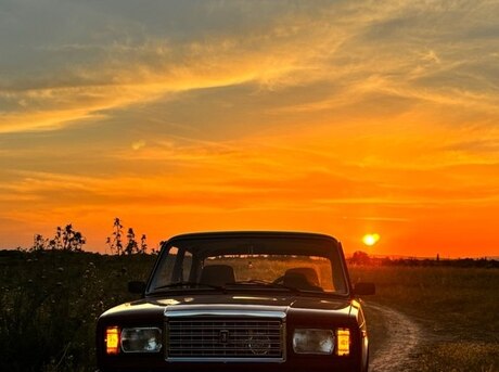 LADA (VAZ) 2107 2005