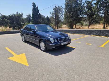 Mercedes E 240 2001