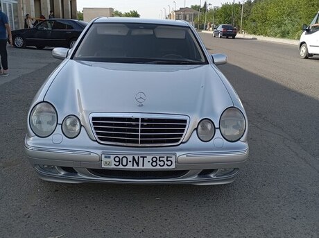 Mercedes E 320 2001