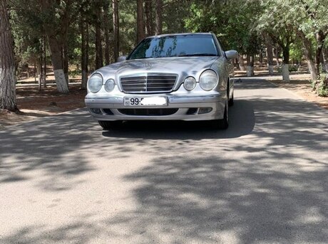 Mercedes E 200 2000