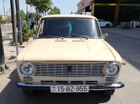 LADA (VAZ) 21011 1989