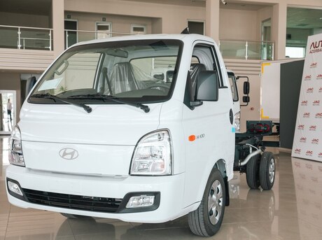 Hyundai H 100
