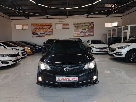 Toyota Camry 2014