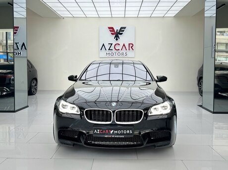 BMW M5