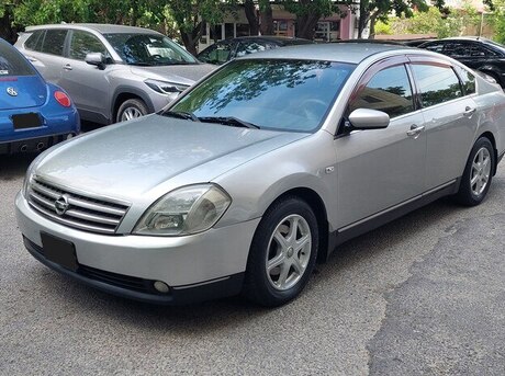 Nissan Teana 2003