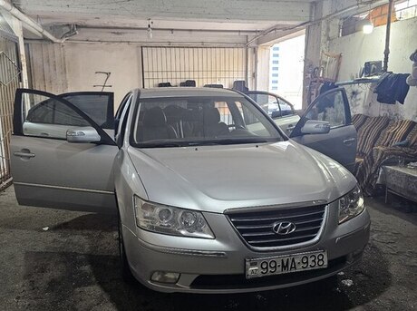 Hyundai Sonata 2009