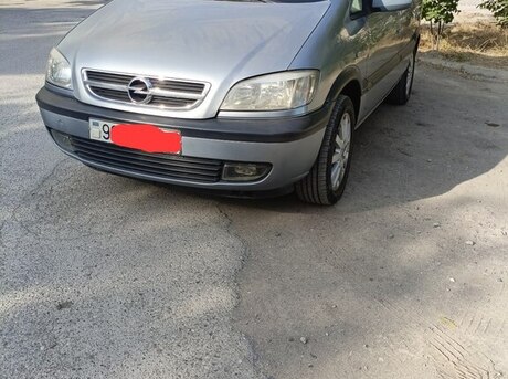 Opel Zafira 2003