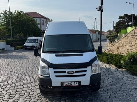 Ford Transit 2011