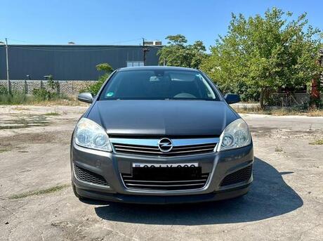Opel Astra 2009