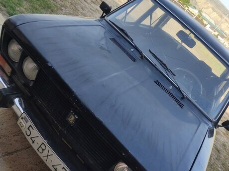 LADA (VAZ) 2106 1988