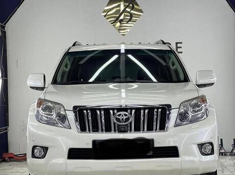 Toyota Land Cruiser Prado 2013