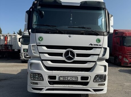 Mercedes Actros 1846