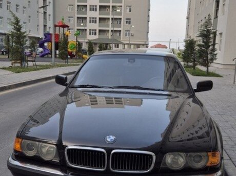 BMW 740 1999