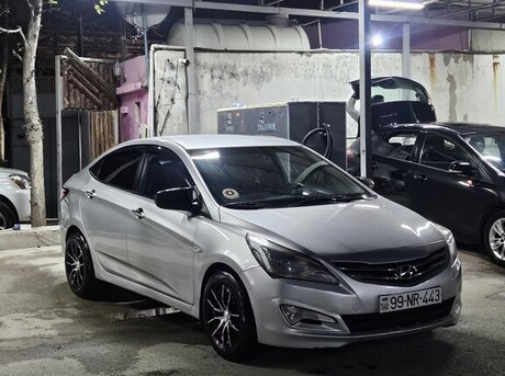 Hyundai Accent 2015