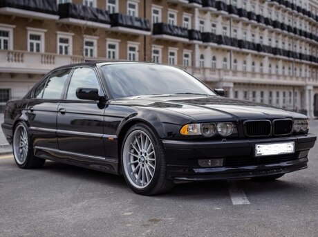 BMW 740 1999