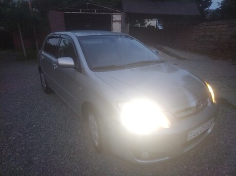 Toyota Corolla 2005