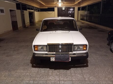 LADA (VAZ) 2107 2011