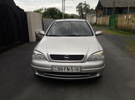 Opel Astra 2000
