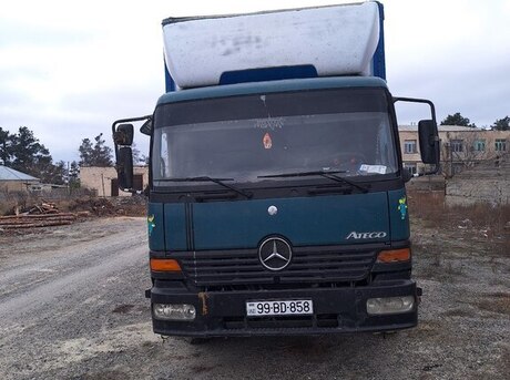 Mercedes Atego 1218