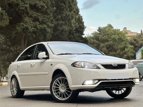 Daewoo Gentra 2014